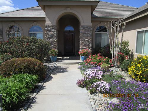 1809 Gloucester Drive, Bakersfield, CA, 93311 | Card Image