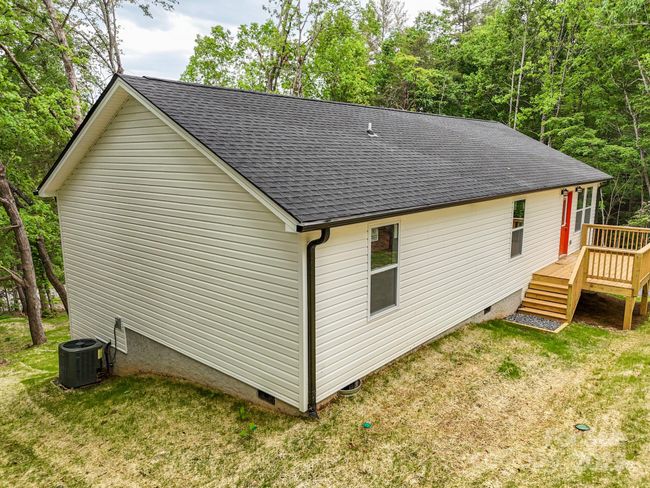 2506 Turnpike Rd, House other with 3 bedrooms, 2 bathrooms and null parking in Horse Shoe NC | Image 39