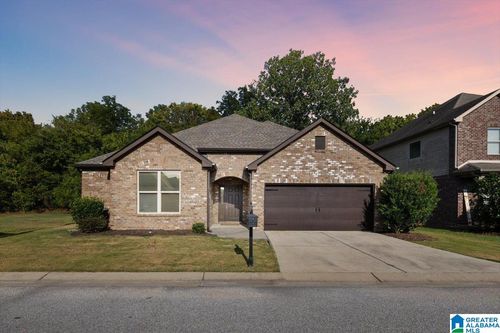 208 Creekside Ct, PELHAM, AL, 35124-3987 | Card Image