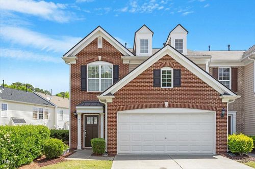 401 Dyersville Dr, Morrisville, NC, 27560-9555 | Card Image