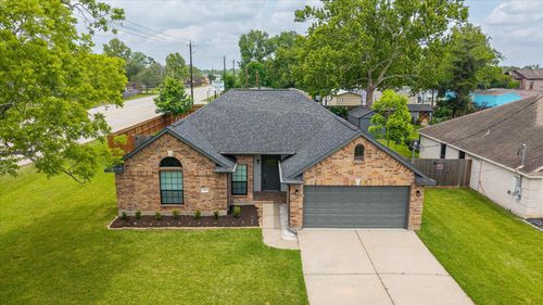 12326 11th St, Santa Fe, TX, 77510-7639 | Card Image