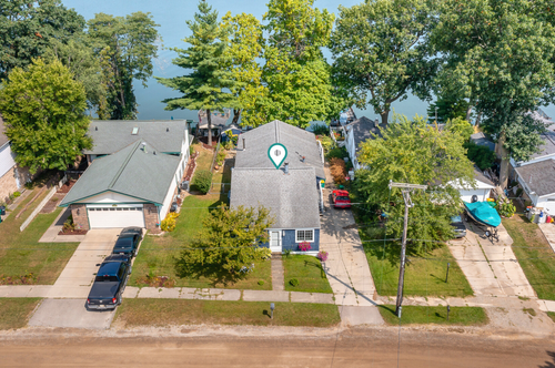 48460 Ormond Dr, Van Buren Twp, MI, 48111-4606 | Card Image