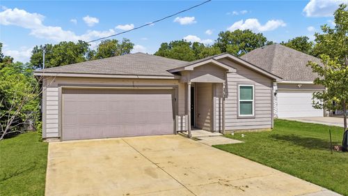 2128 R W Bivens Ln, Fort Worth, TX, 76105-2530 | Card Image