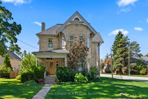 152 2nd Ave Sw, Chesley, ON, N0G1L0 | Card Image