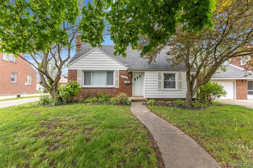 21311 Outer Dr, Dearborn, MI, 48124-3000 | Card Image
