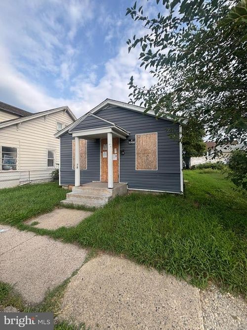 415 W Division Street, DOVER, DE, 19904 | Card Image