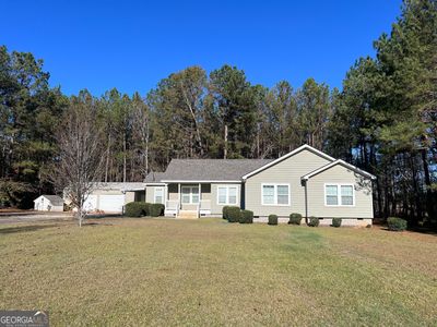 6630 Jim Joe Usry Road, Home with 3 bedrooms, 2 bathrooms and null parking in Avera GA | Image 1