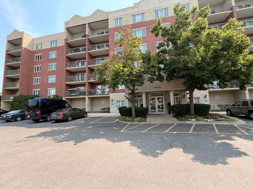603-7400 Lincoln Ave, Skokie, IL, 60076-3882 | Card Image