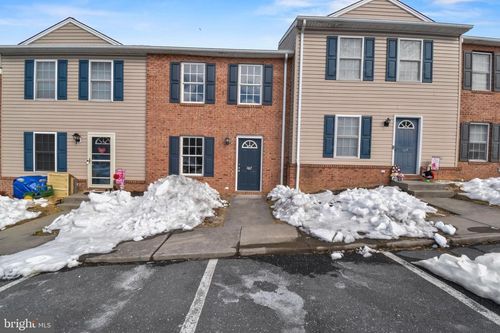 167 Sandy Ln, Broadway, VA, 22815-9471 | Card Image