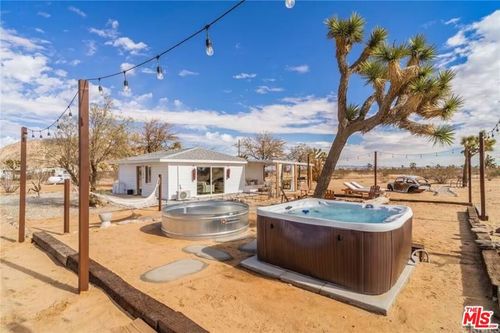 1616 Sunset Mesa Rd, Landers, CA, 92285 | Card Image