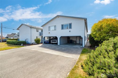 2-903 27th St, Anacortes, WA, 98221-5603 | Card Image