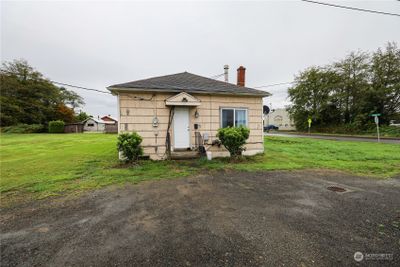 207 7th Street, House other with 2 bedrooms, 1 bathrooms and null parking in Raymond WA | Image 1