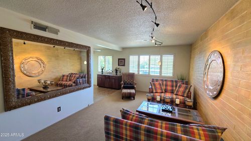 m214-8220 E Garfield St, Scottsdale, AZ, 85257-3842 | Card Image