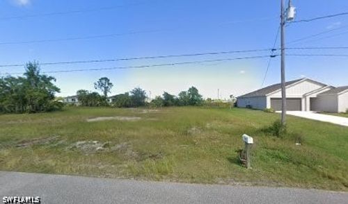 911 Ne 32nd Ter, Cape Coral, FL, 33909 | Card Image