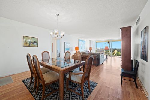 903-3520 Oaks Way, Pompano Beach, FL, 33069-5391 | Card Image