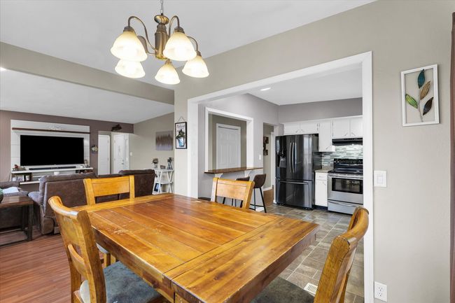 1204 Briarcliff Dr, House other with 3 bedrooms, 3 bathrooms and 2 parking in Mahomet IL | Image 7