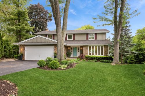636 Concord Pl, Barrington, IL, 60010-4509 | Card Image