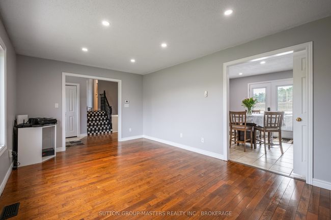 3758 Mcconnell Rd, House other with 5 bedrooms, 3 bathrooms and 12 parking in South Frontenac ON | Image 20