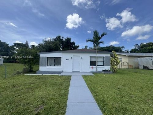 4130 Sw 25th St, West Park, FL, 33023-4408 | Card Image