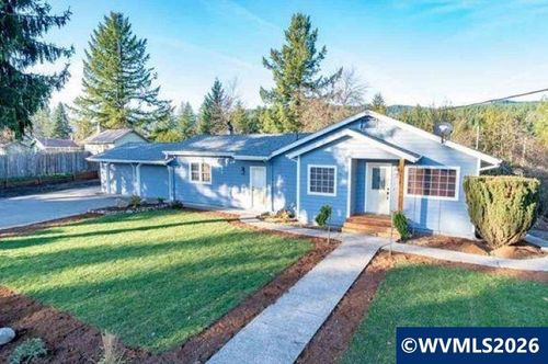 483 Se Hazel St, Mill City, OR, 97360-9514 | Card Image