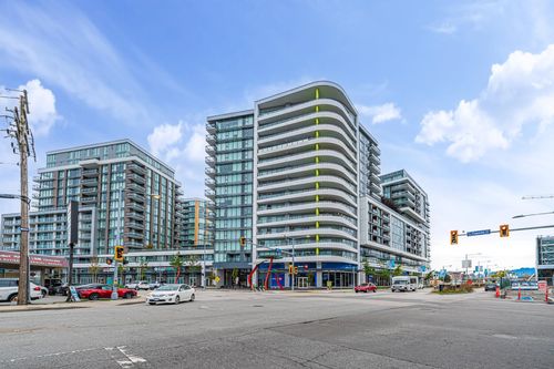 701 - 8199 Capstan Way, Condo with 3 bedrooms, 2 bathrooms and 1 parking in Richmond BC | Card Image