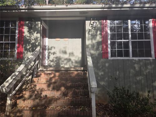 4751 Valley Dale Dr Sw, Lilburn, GA, 30047-5691 | Card Image