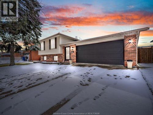 12669 Little River Blvd, Tecumseh, ON, N8N4B9 | Card Image