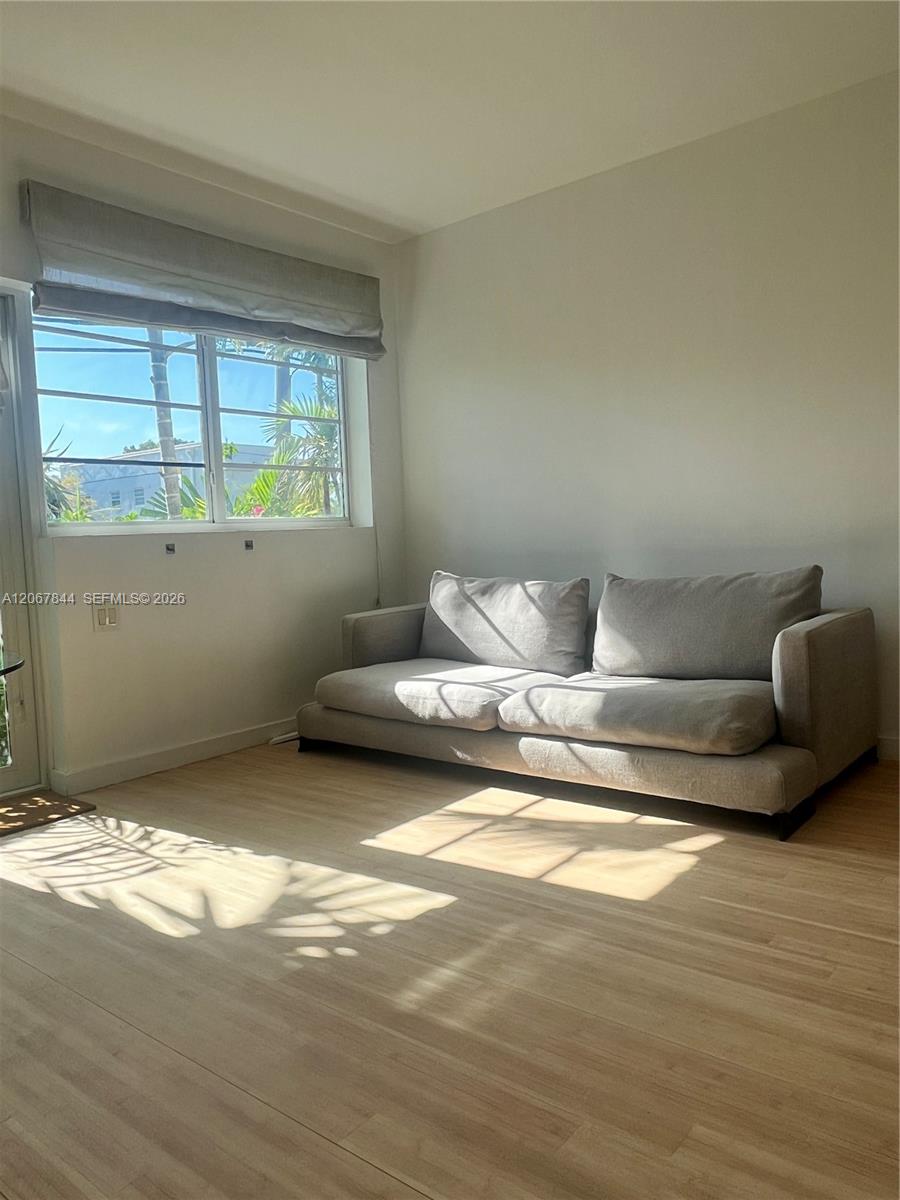 Residential Lease in Miami Beach 3