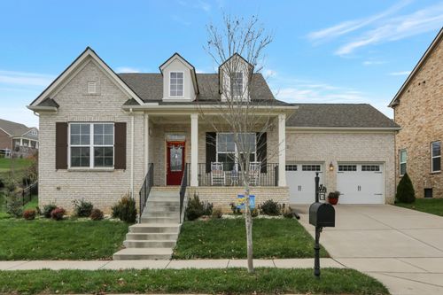 832 Newcomb St, Franklin, TN, 37064-1870 | Card Image