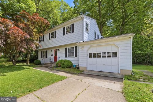 292 Glenn Ave, Lawrence, NJ, 08648-3760 | Card Image
