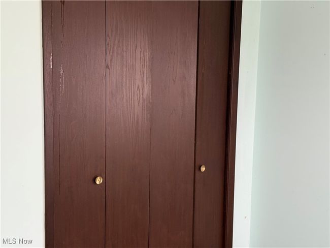 View of interior details | Image 27