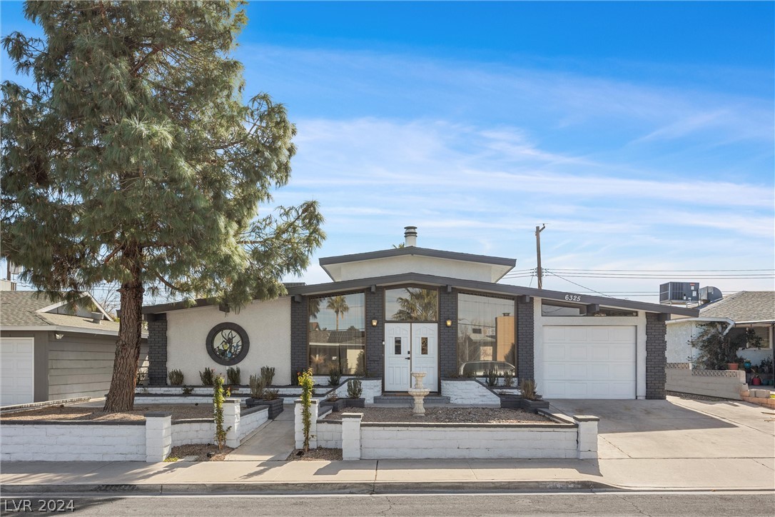 Garwood Ave, Las Vegas, NV 89107