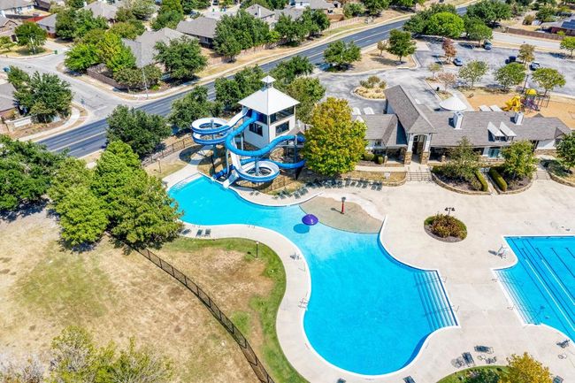 11512 Shadow Creek Dr, House other with 4 bedrooms, 2 bathrooms and 4 parking in Manor TX | Image 36