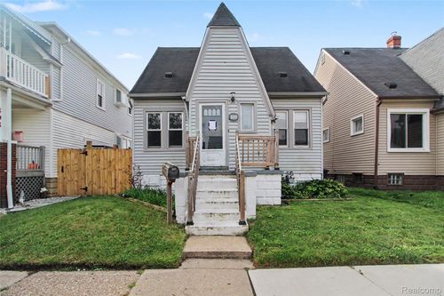 809 Saint Johns St, Wyandotte, MI, 48192-2838 | Card Image