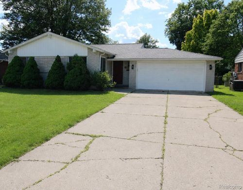 40159 William Dr, Sterling Heights, MI, 48313-4072 | Card Image