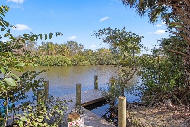 651 Sw Glen Crest Way, Condo with 3 bedrooms, 3 bathrooms and null parking in Stuart FL | Image 55