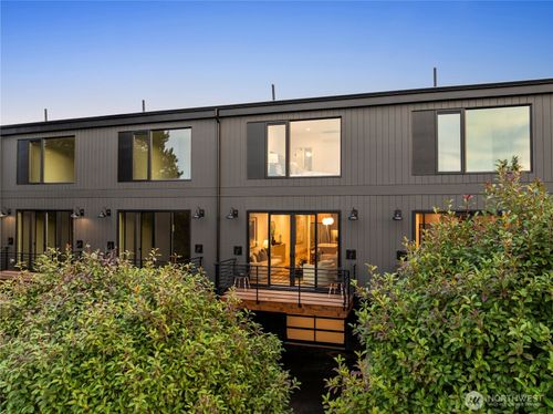 c101-614 5th Ave S, Edmonds, WA, 98020-3404 | Card Image