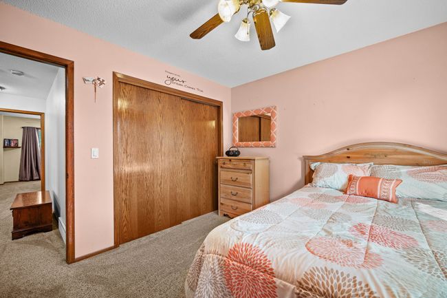 233 24 Th St, Home with 3 bedrooms, 3 bathrooms and null parking in West Des Moines IA | Image 21