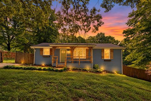707 Darrow Dr, Pleasant View, TN, 37146-8074 | Card Image