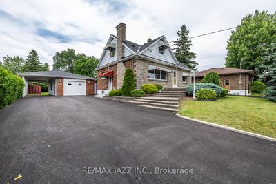 616 Park Rd N, House other with 4 bedrooms, 2 bathrooms and 10 parking in Oshawa ON | Image 2