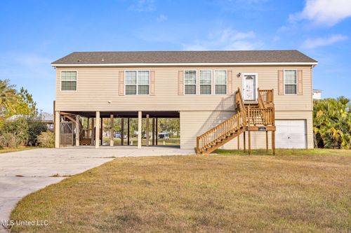 85 Harrison Rd, Bay Saint Louis, MS, 39520-8926 | Card Image