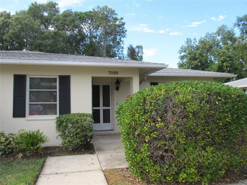 10-a-7050 W Country Club Dr N, SARASOTA, FL, 34243-3513 | Card Image