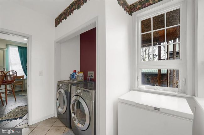 181 Main St, House other with 4 bedrooms, 2 bathrooms and null parking in JULIAN PA | Image 28