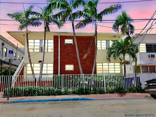 2-6944 Byron Ave, Miami Beach, FL, 33141 | Card Image