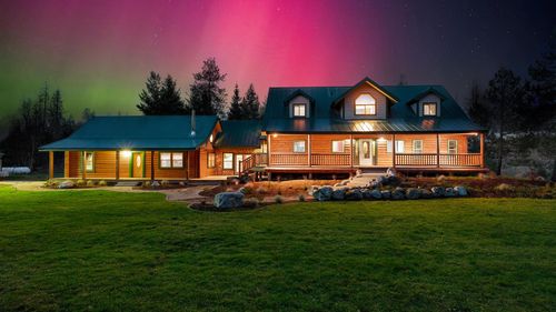 12621 E Blanchard Rd, Elk, WA, 99009-9685 | Card Image