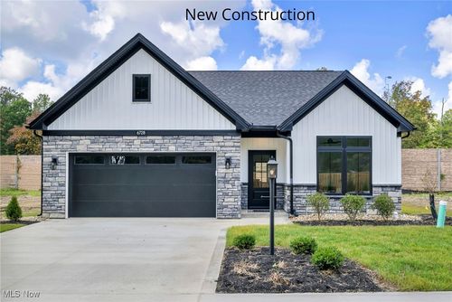 6728 Benedict Dr, Middleburg Heights, OH, 44130 | Card Image