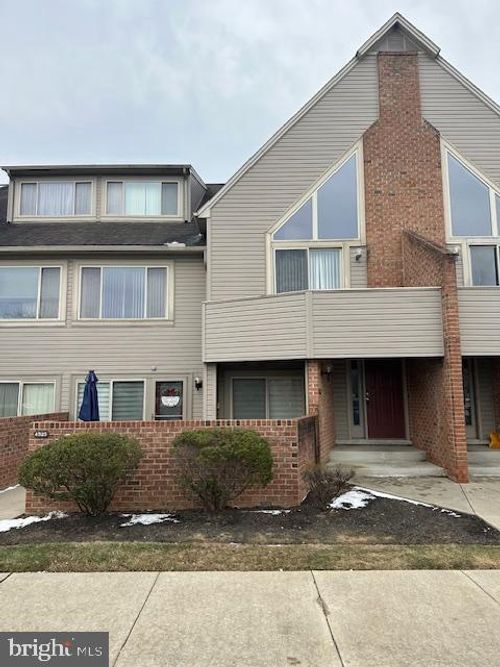 4527 N Progress Ave, HARRISBURG, PA, 17110-3929 | Card Image