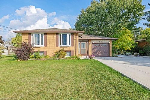 4299 Glancaster Rd, Mount Hope, ON, L0R1W0 | Card Image