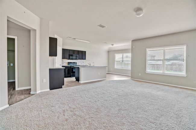 11324 Malta Dr, House other with 3 bedrooms, 2 bathrooms and 2 parking in Manor TX | Image 4
