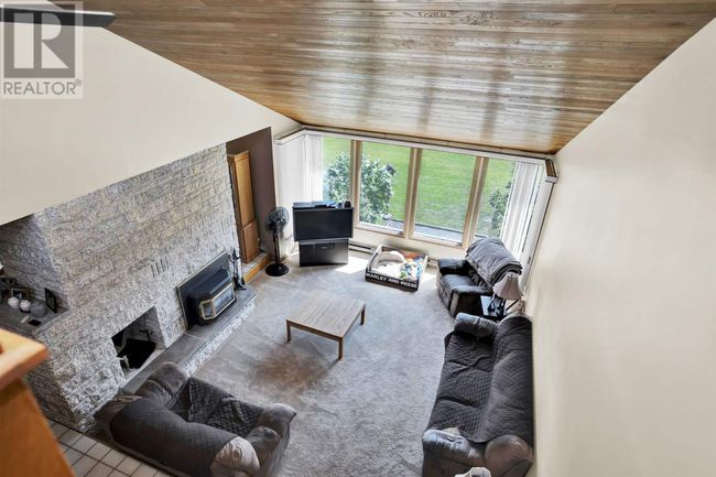 205 Demchuk Rd, Home with 3 bedrooms, 3 bathrooms and null parking in Thunder Bay ON | Image 6